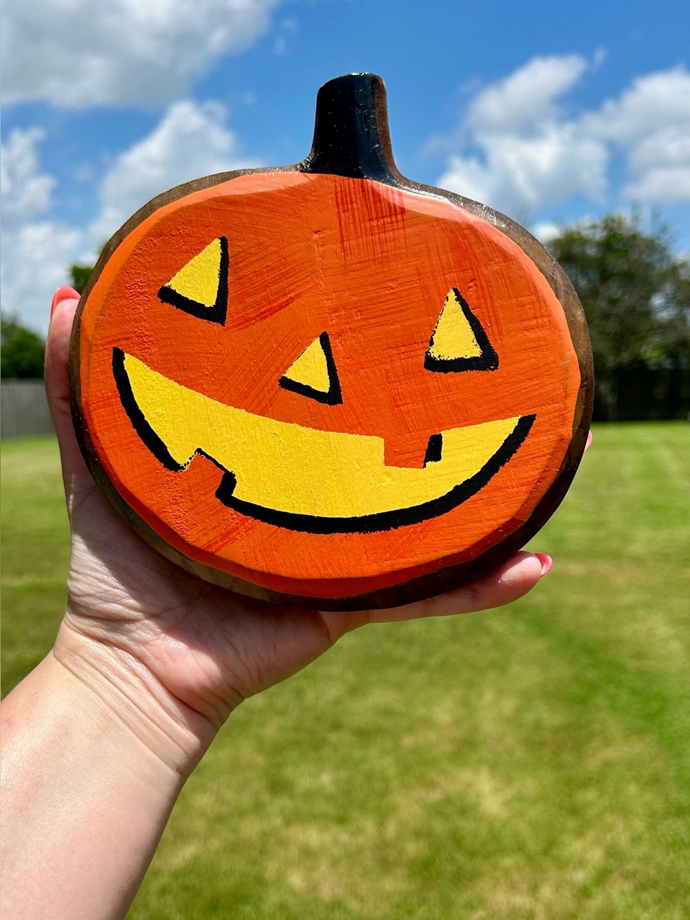 Demdaco Wooden Pumpkin Magnet Token EUC
